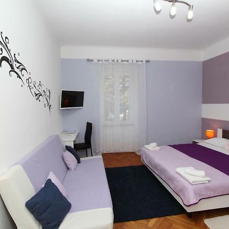 Apartments Santin 罗维尼 外观 照片