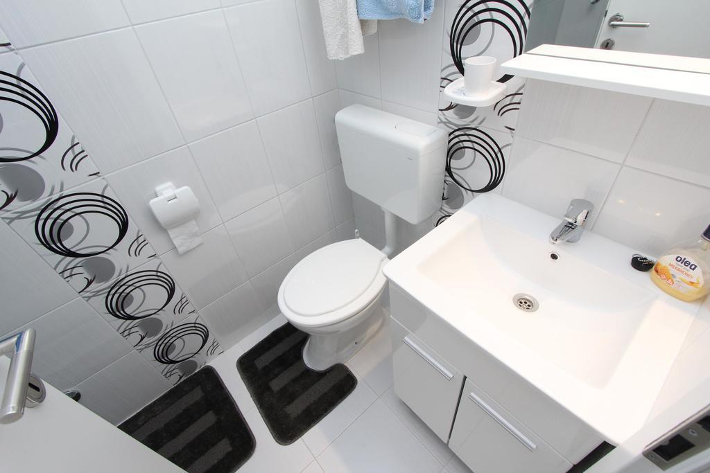 Apartments Santin 罗维尼 客房 照片